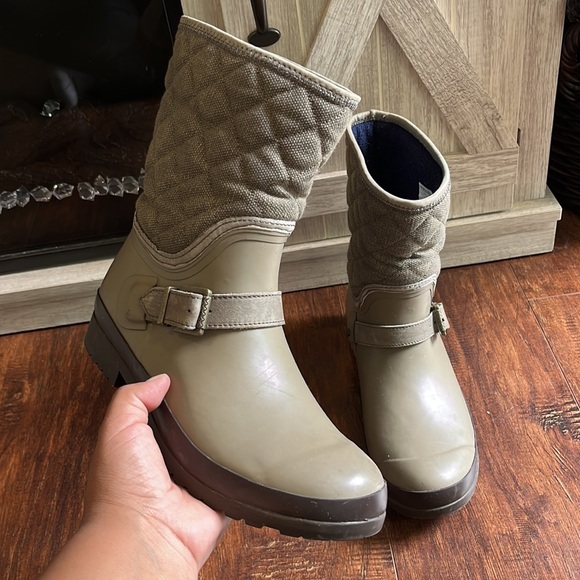 Sperry Walker Gray/Taupe Quilted Boots - Picture 1 of 9
